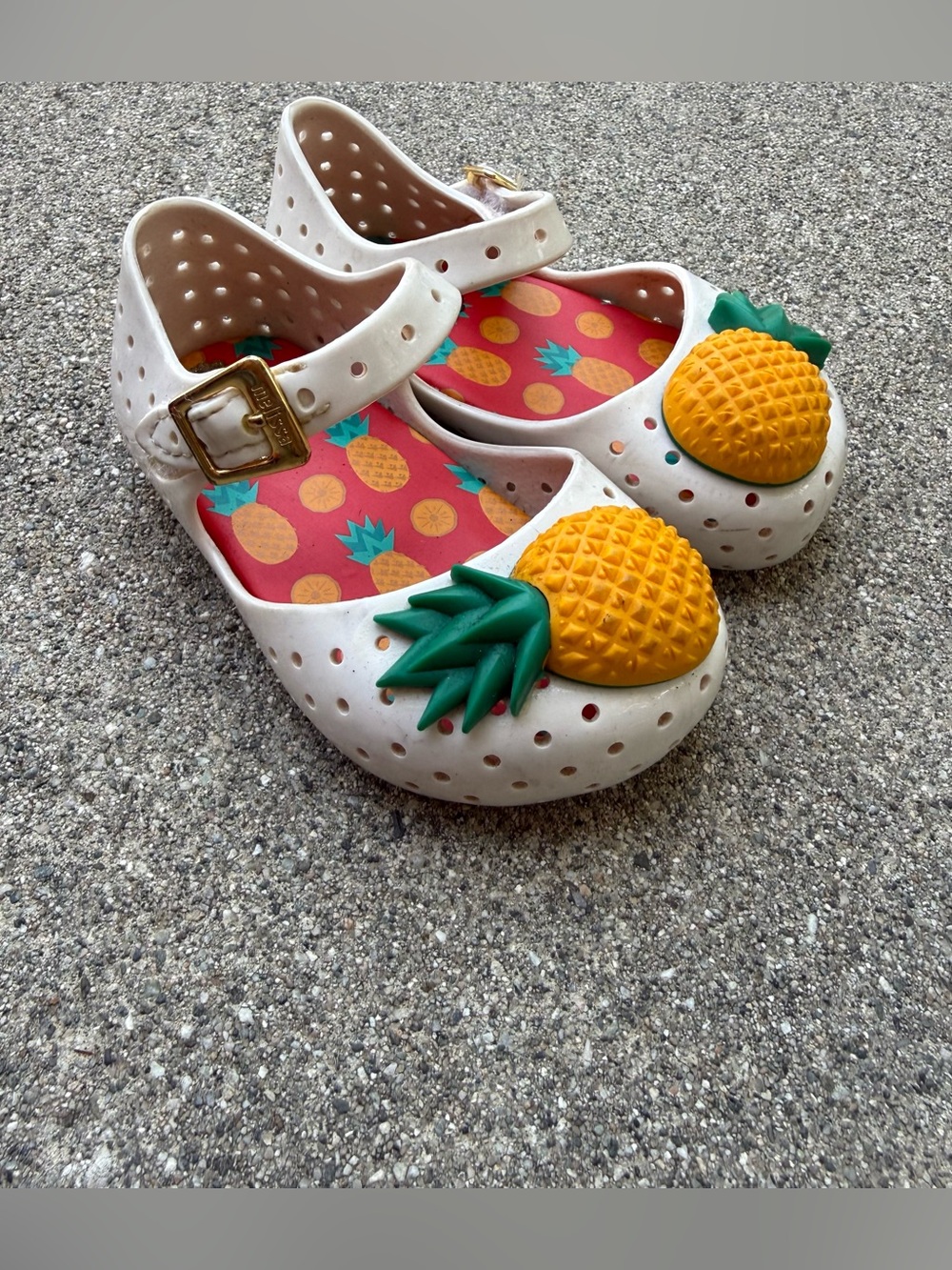 Mini Melissa Furadinha Pineapple Shoes HOST PICK!🍍size 5 toddler